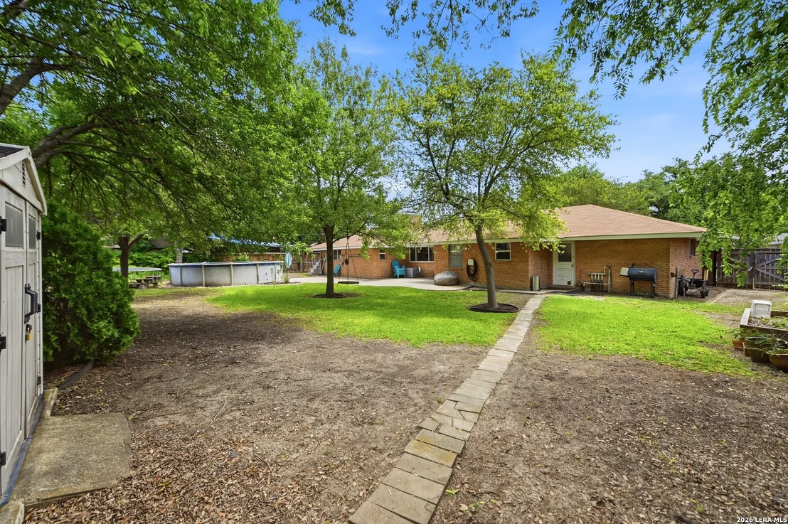 Photo of 429 DRIFTWIND DR