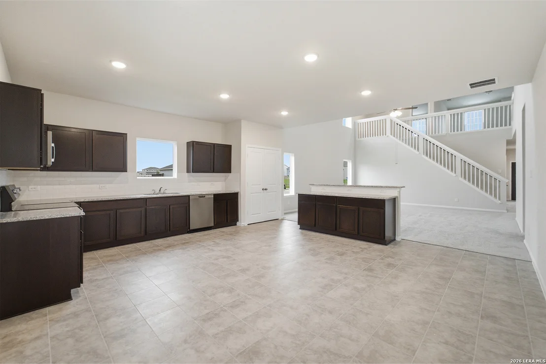 Photo of 420 IVY RD