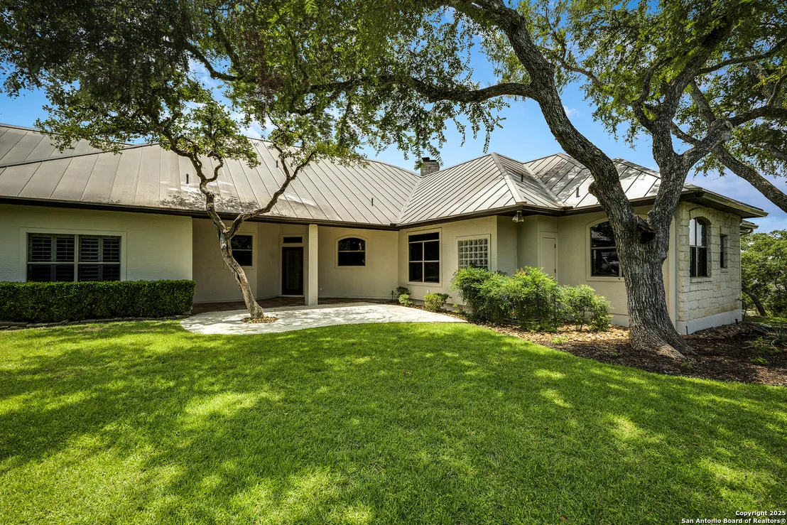 Photo of 112 Legend Hollow