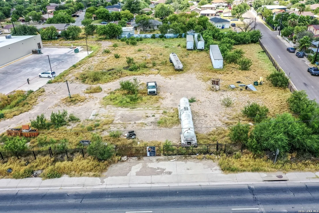 Photo of 2719 DEL RIO BLVD