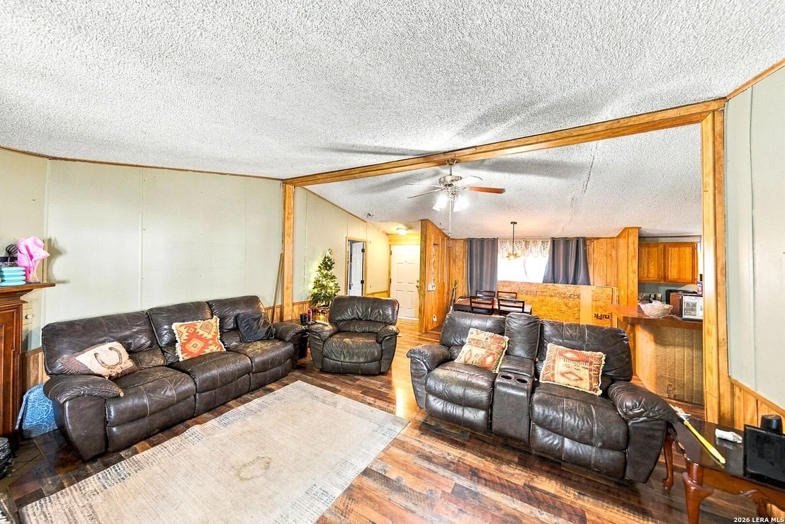 Photo of 103 Bob White Dr