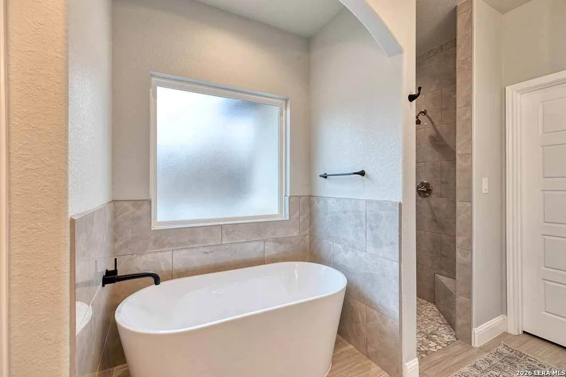 Photo of 164 (LOT 238) Crescent Ridge