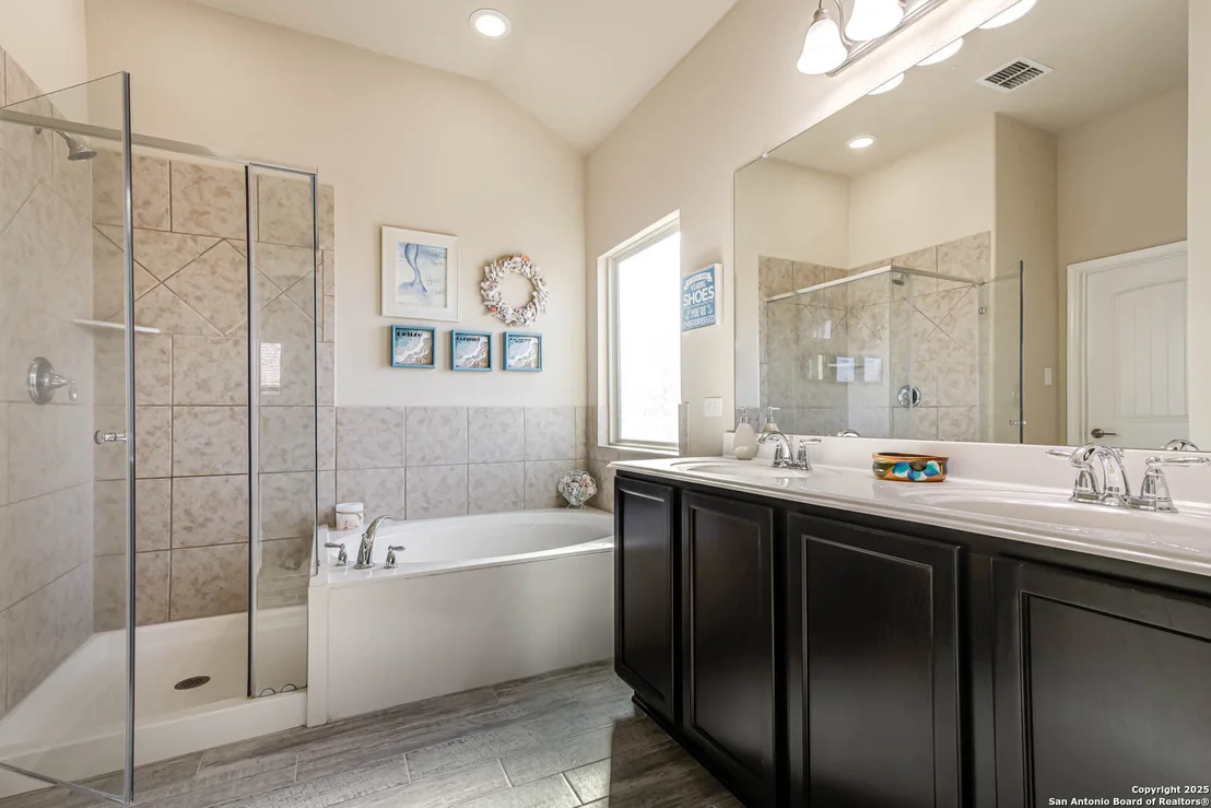 Photo of 8439 MEADOW PLNS