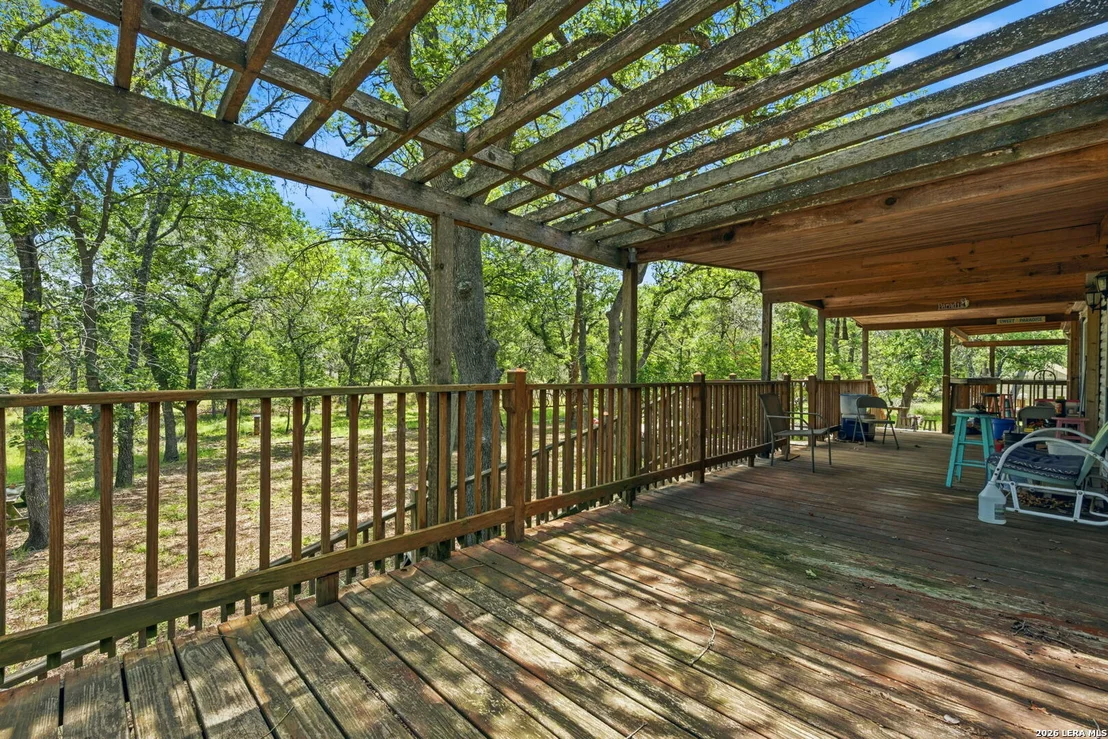 Photo of 216 OAK GRV