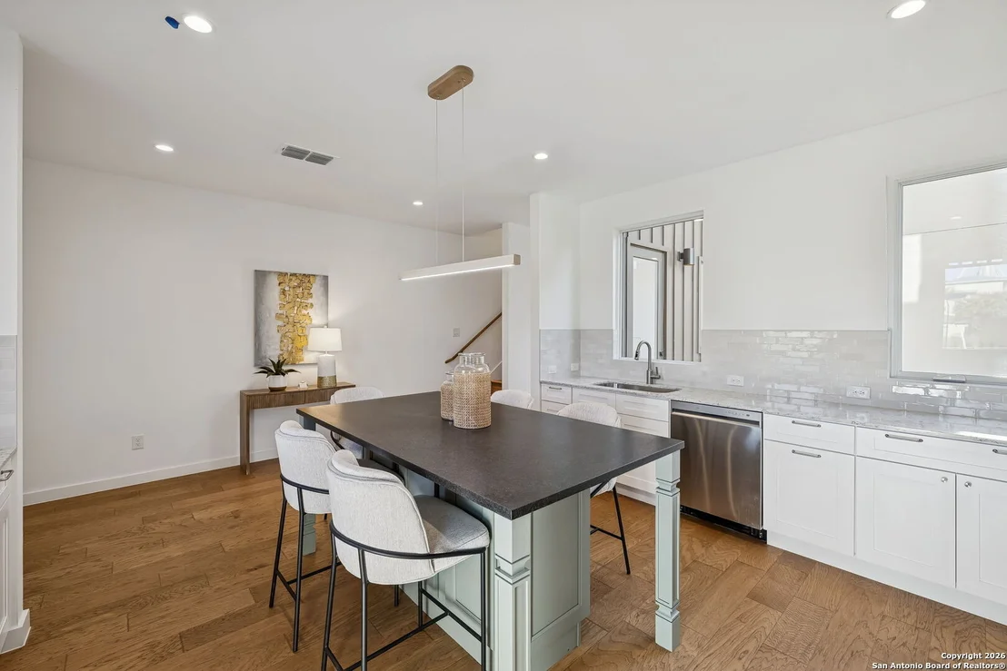 Photo of 502 McMonigal