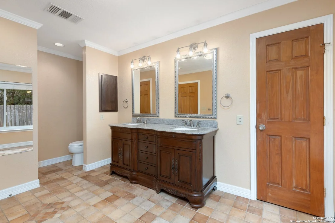 Photo of 14128 Emerald Hill