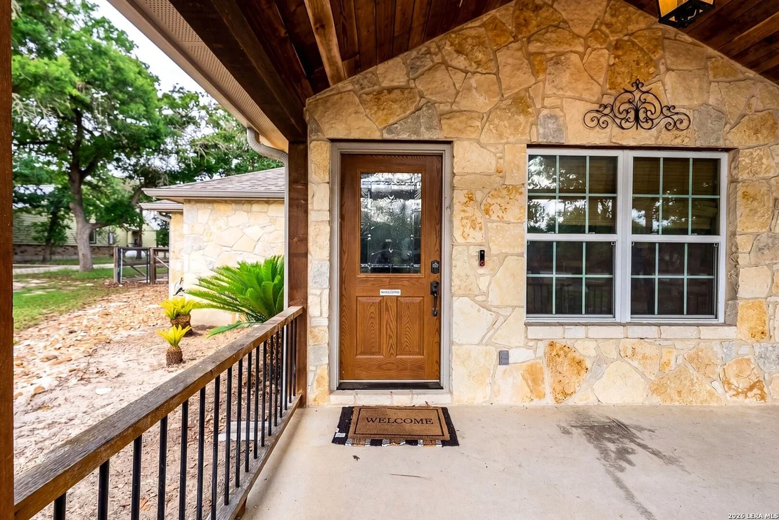 Photo of 552 Jacobs Ln