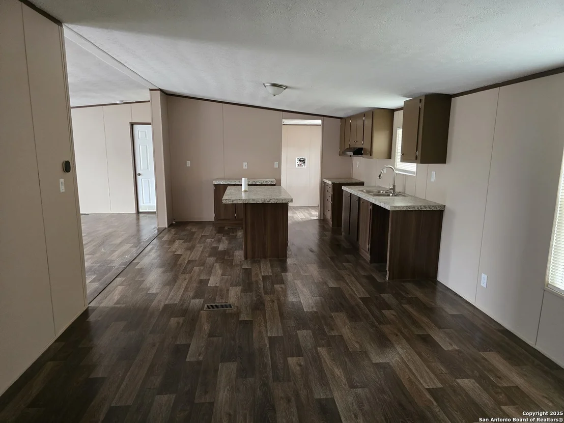 Photo of 730 Park St