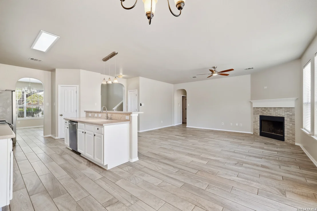 Photo of 25602 Sophora