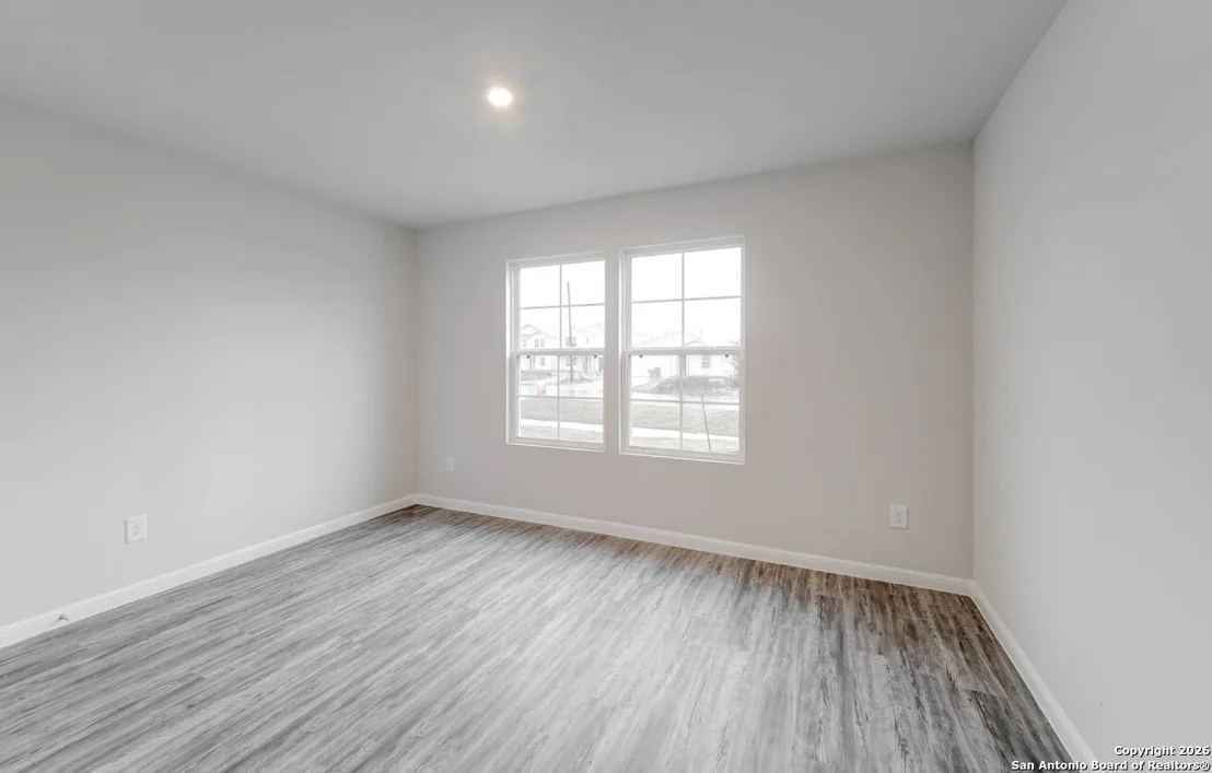 Photo of 125 Sutton Place