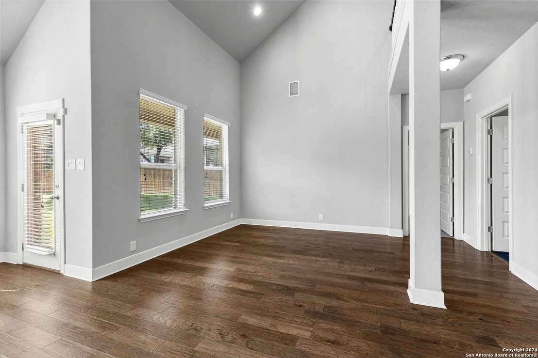 Photo of 258 SIGEL AVE