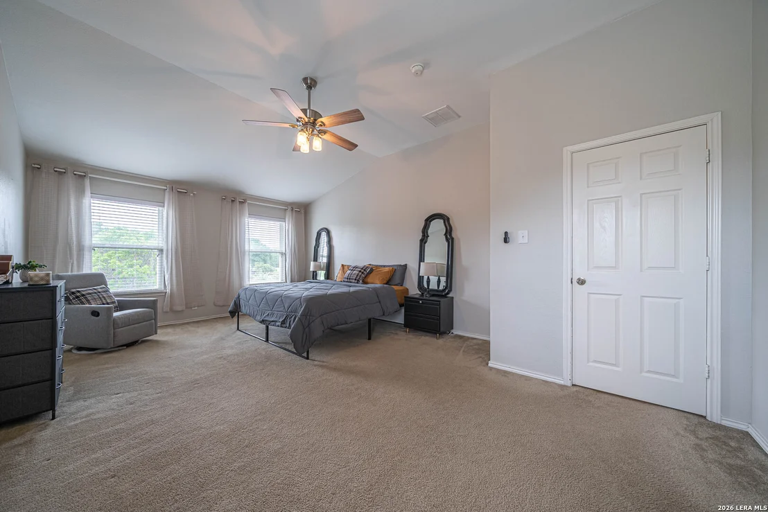 Photo of 206 OLYMPIC DR