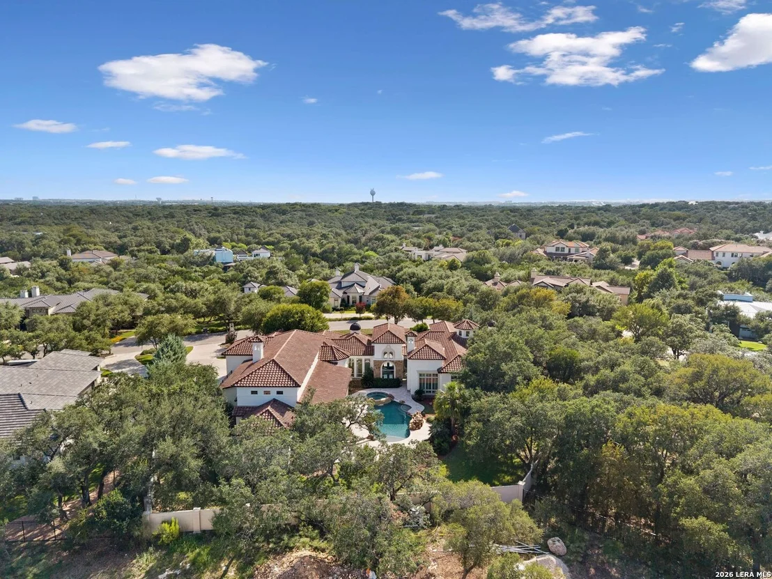 Photo of 202 WELLESLEY LOOP