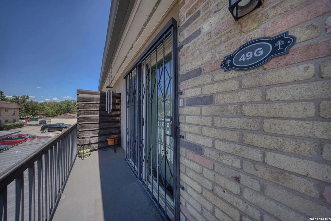 Photo of Unit 49G at 8915 Datapoint Dr.