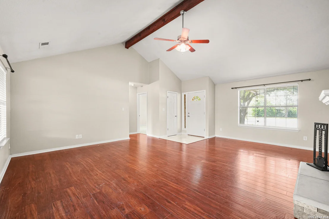 Photo of 1420 DEVIN DR