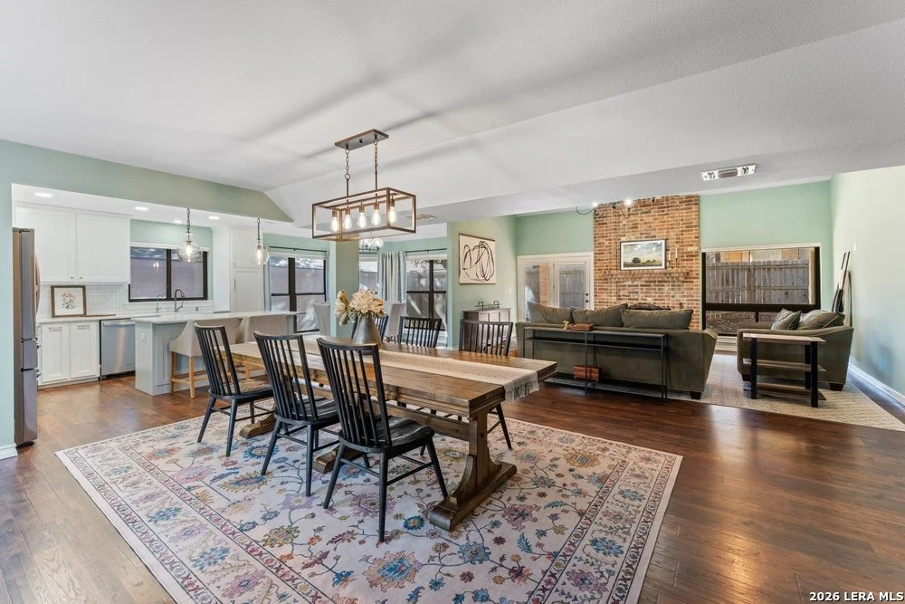 Photo of 14802 River Mill