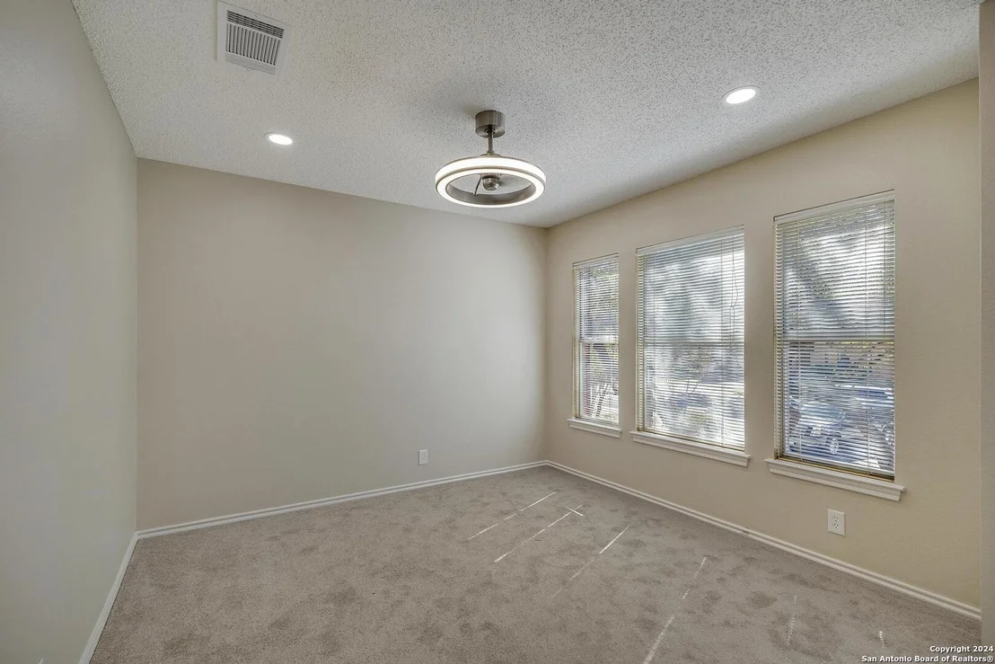 Photo of 14214 PEBBLE GLADE