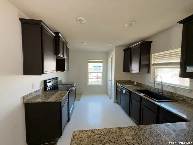 Photo of 15134 Silver Tree