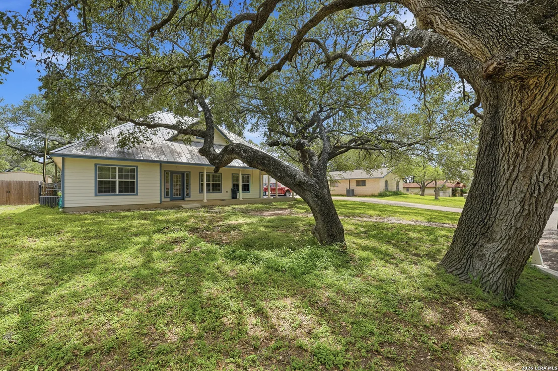 Photo of 325 Sollock