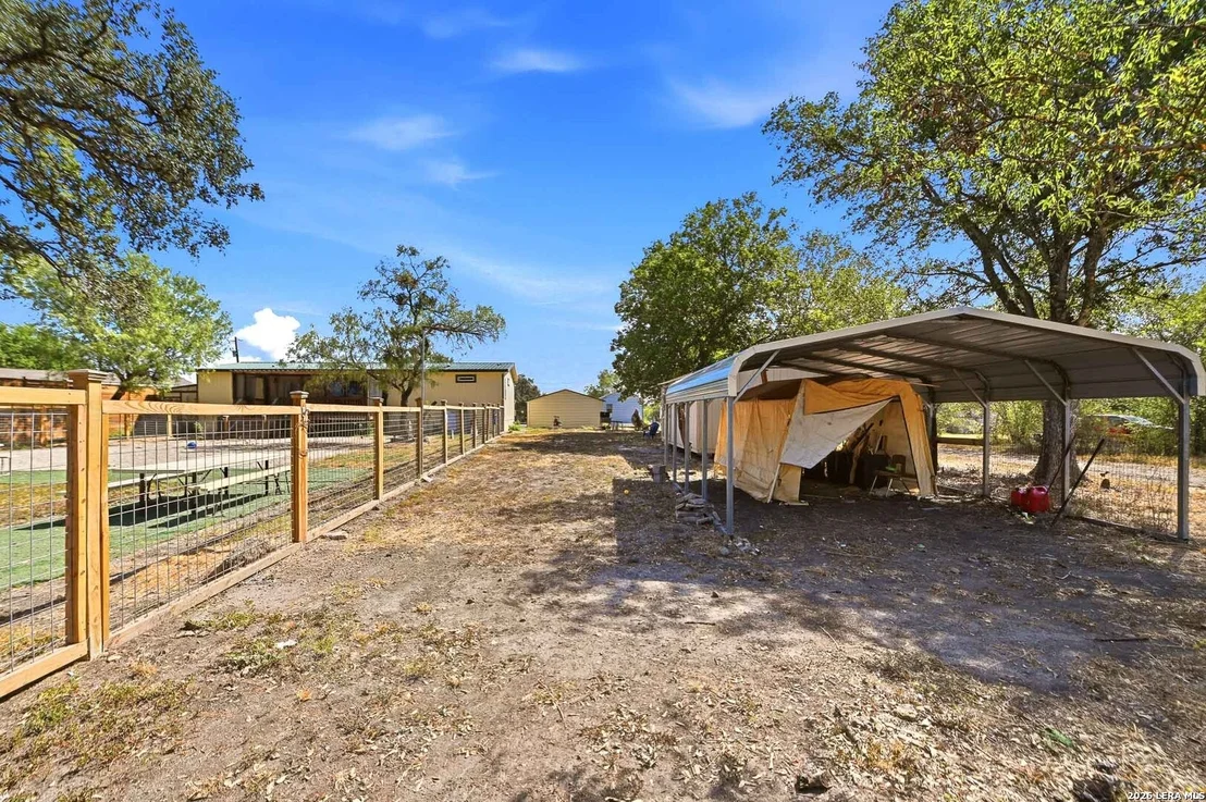 Photo of 321 County Road 4614