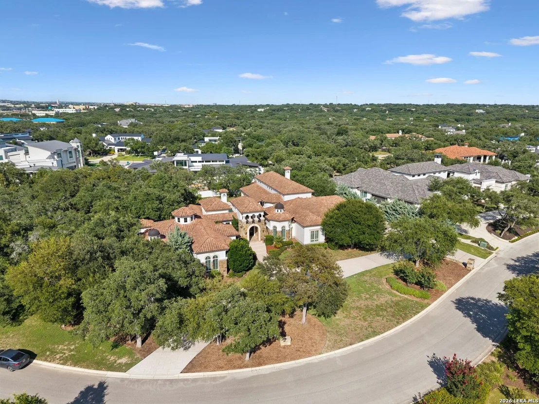 Photo of 202 WELLESLEY LOOP