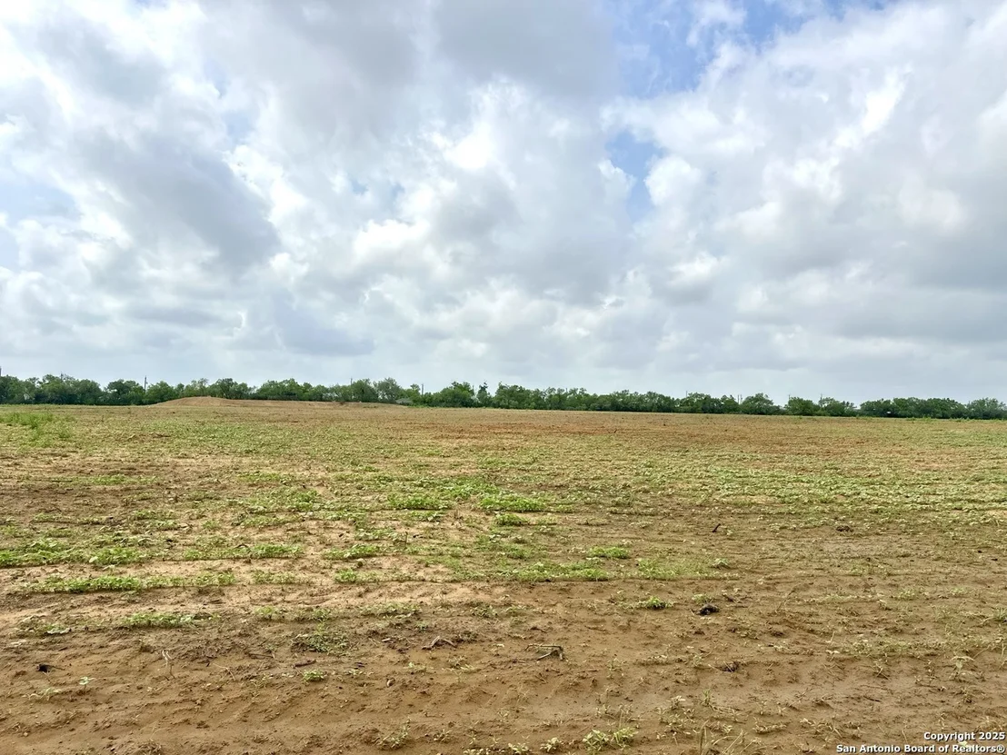 Photo of 20250 Interstate 35 S