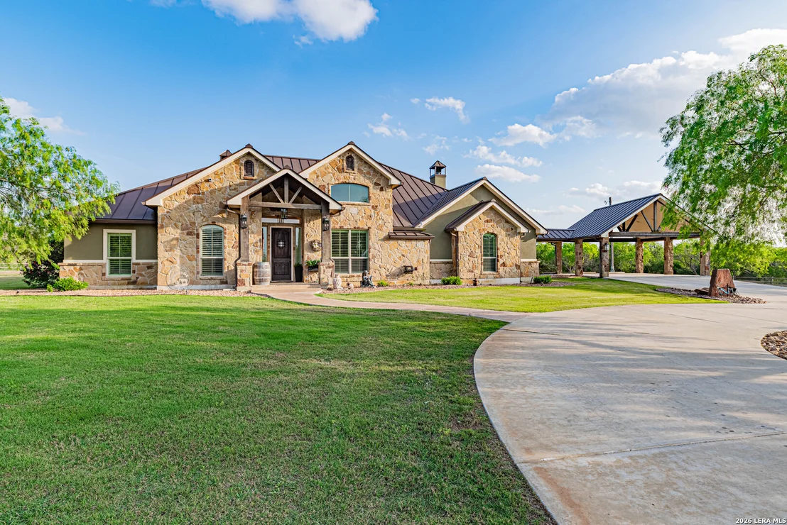 Photo of 819 County Road 356