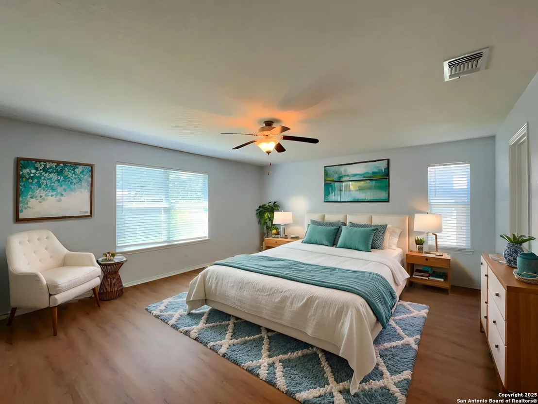 Photo of 4418 Semora Oak