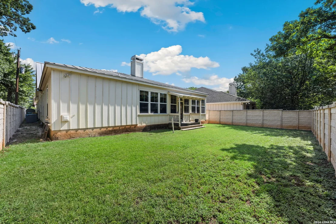Photo of 109 Village Cir
