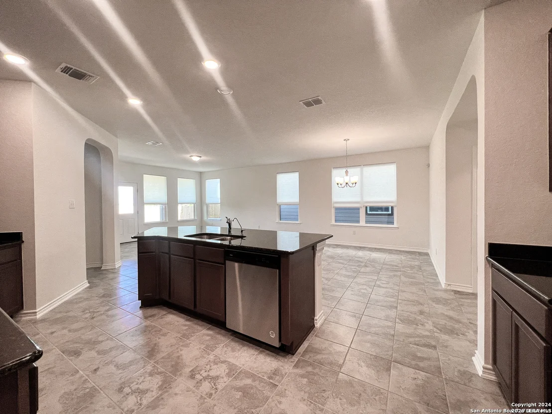 Photo of 4555 Whispering Oak