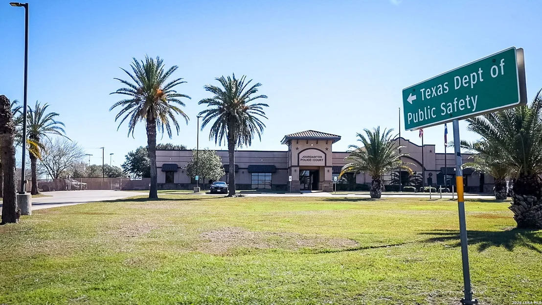 Photo of 320 county road 341