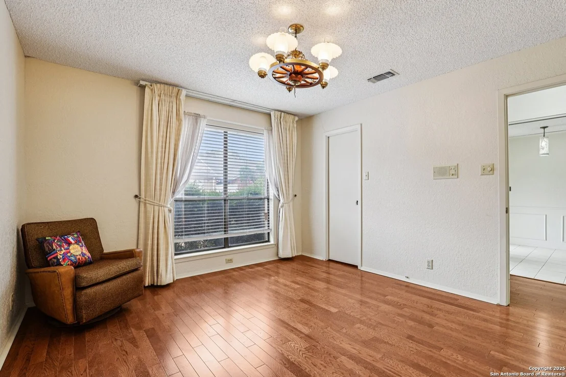 Photo of 5817 Winding Ridge