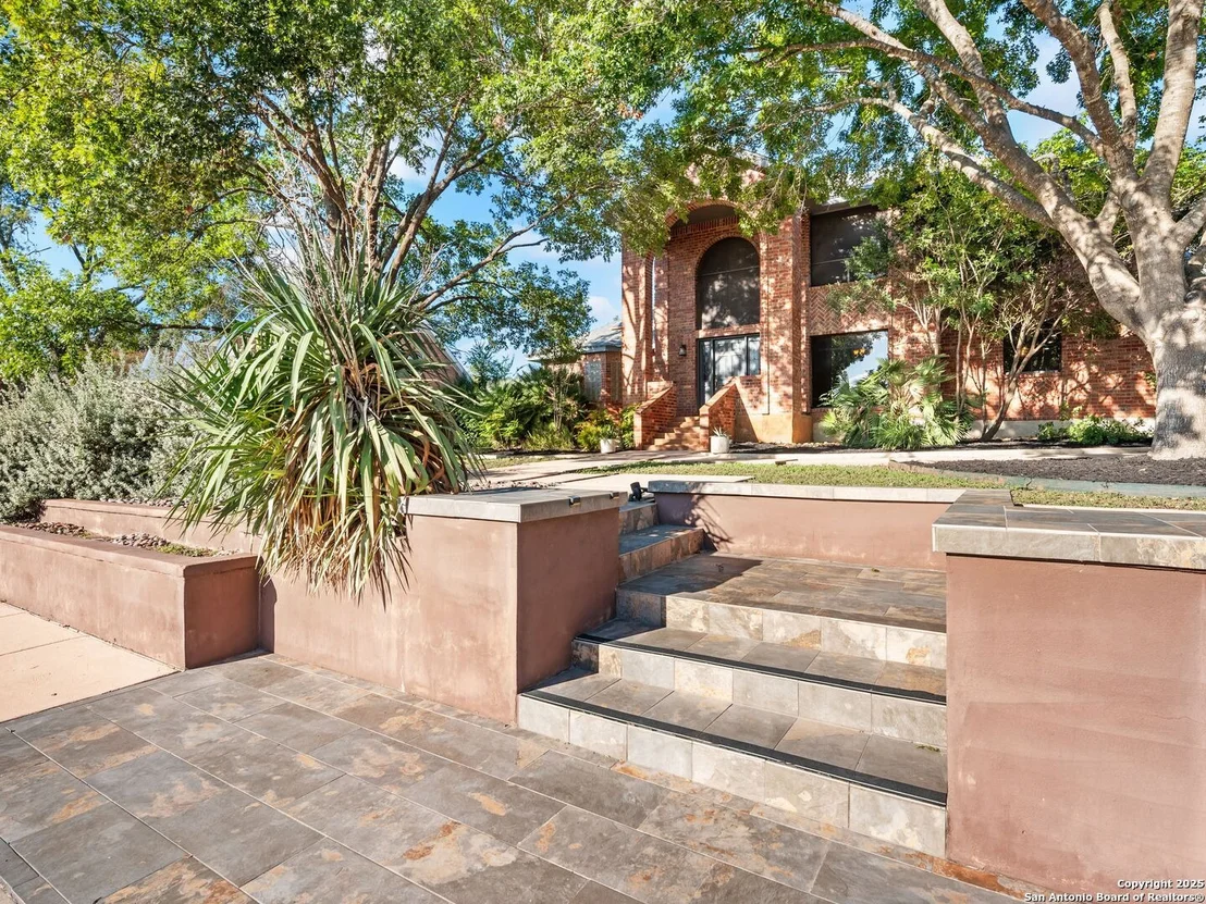 Photo of 332 Towne Vue