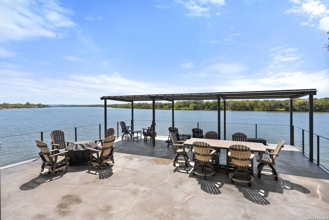 Photo of 926 Scenic