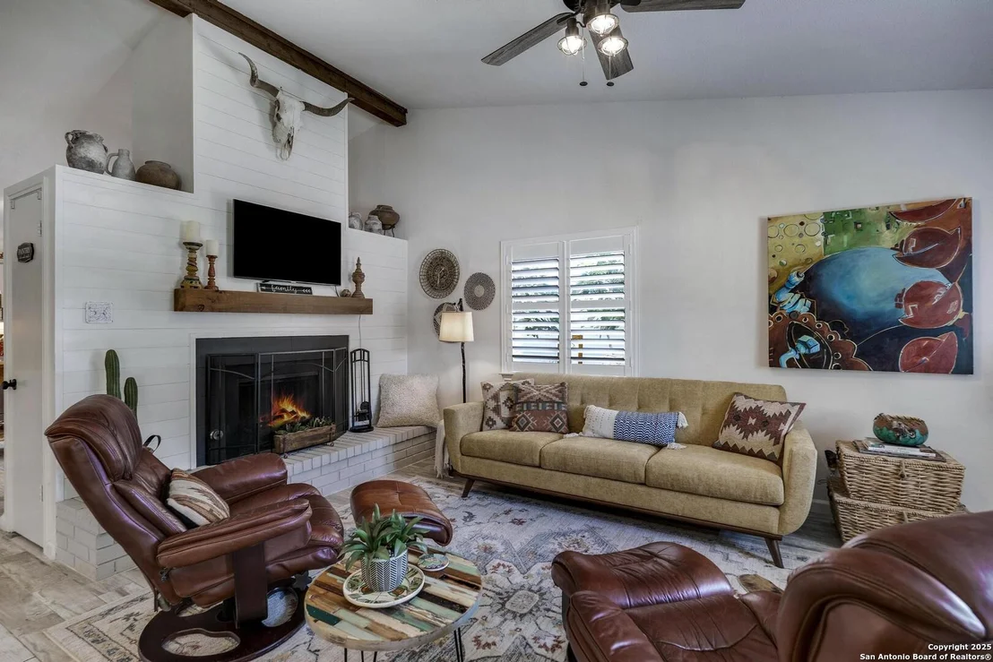 Photo of 13642 Princes Knolls
