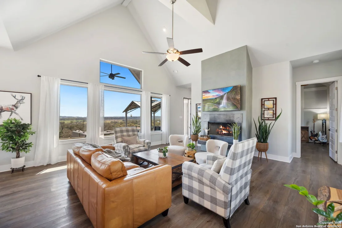 Photo of 3159 Campestres