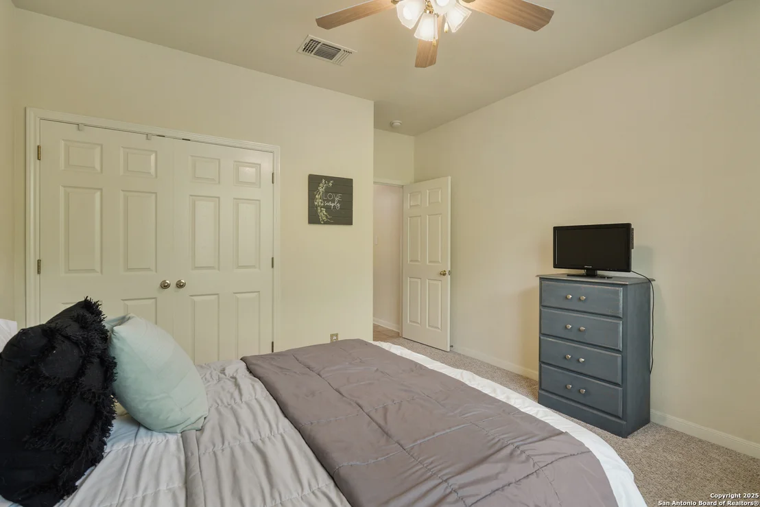 Photo of 9014 Shade Tree