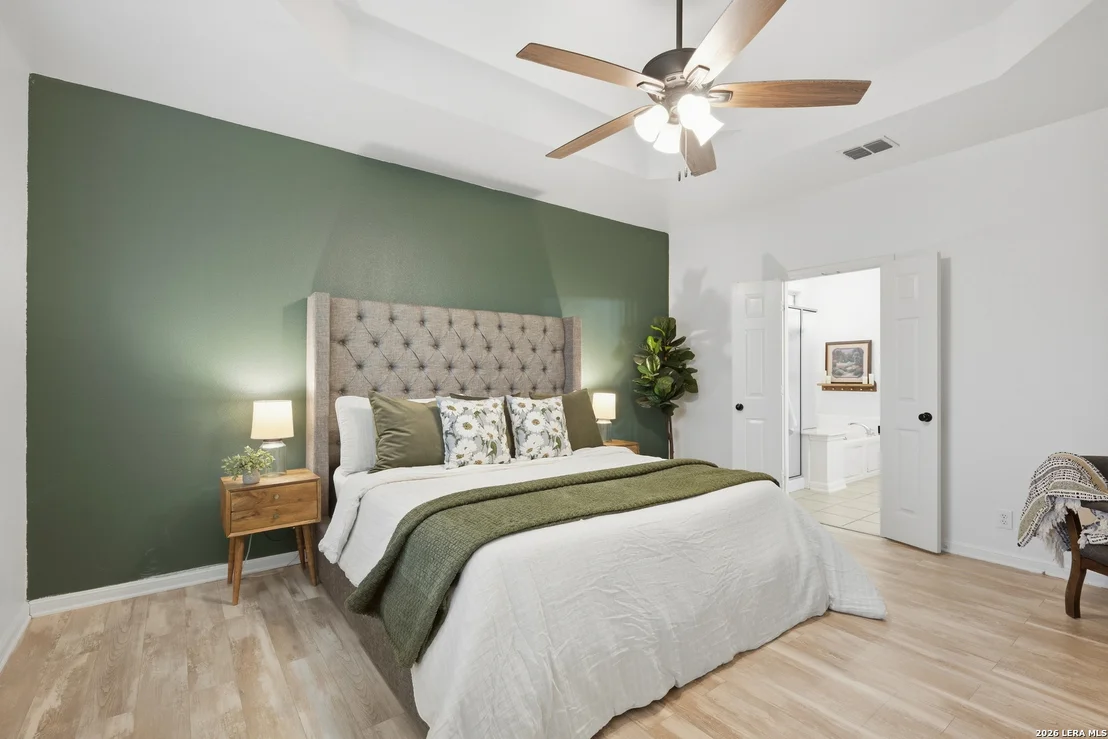 Photo of 254 MAIDSTONE CV