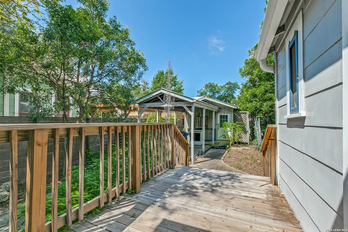 Photo of 325 CEDAR ST