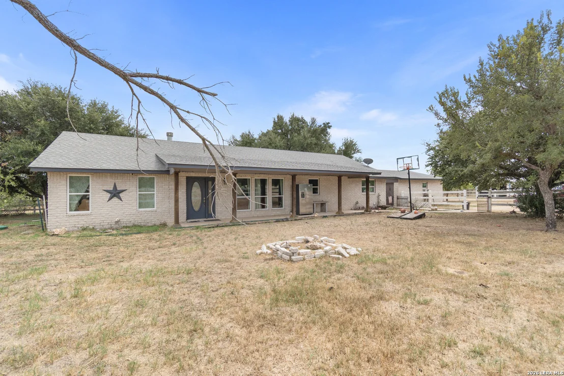 Photo of 2633 County Road 120