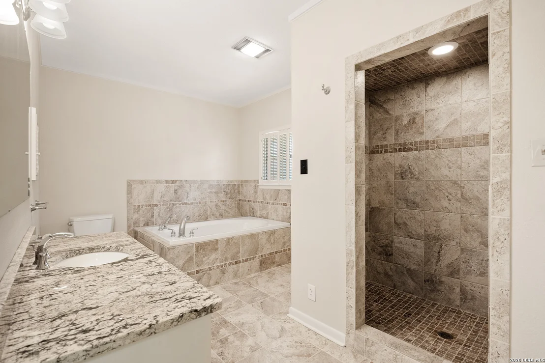 Photo of 304 Spring Mill Dr