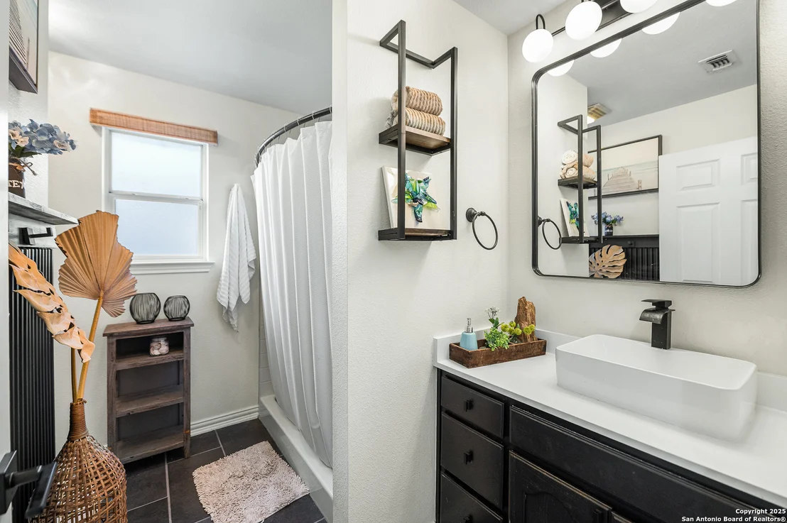 Photo of 2240 Stonehaven