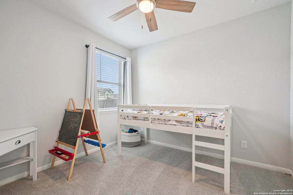 Photo of 4938 Oxbow