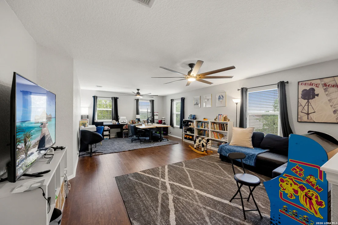 Photo of 4903 Green Jameson