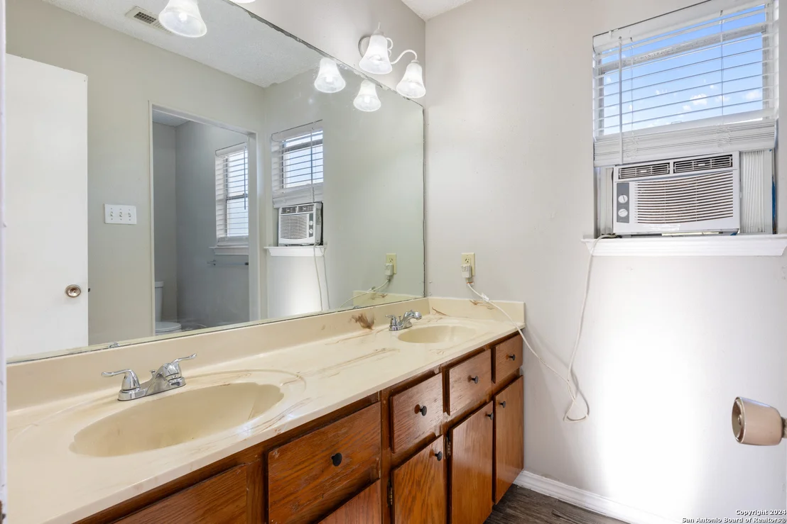 Photo of 7298 PINE BR