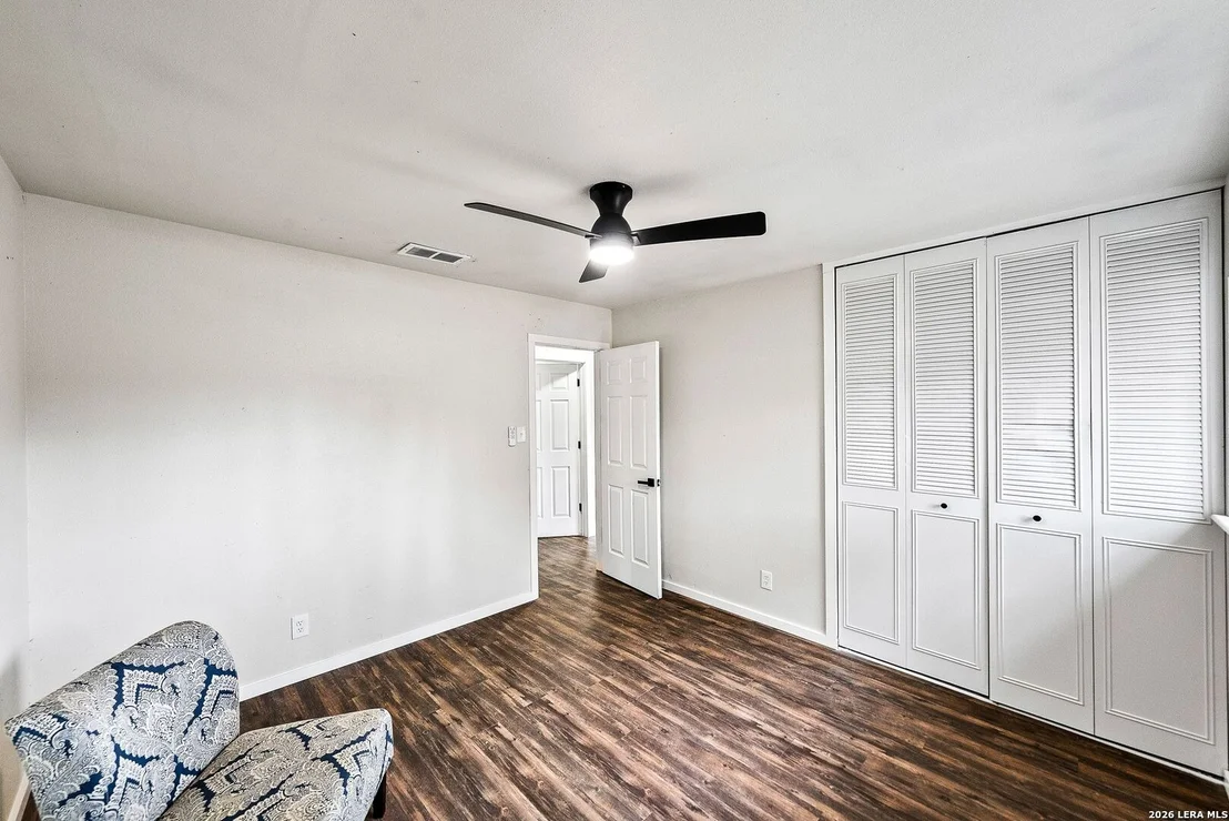 Photo of 3131 Whitewing