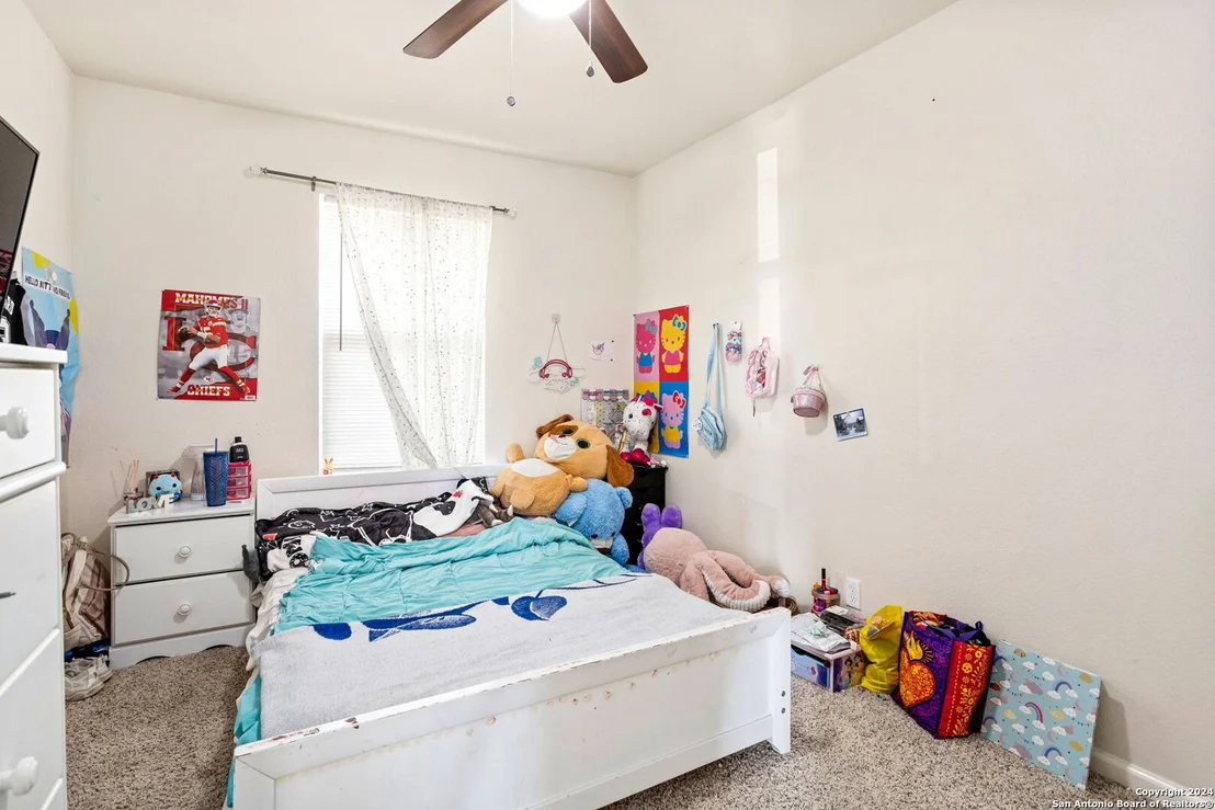 Photo of 425 W WRIGHT BLVD