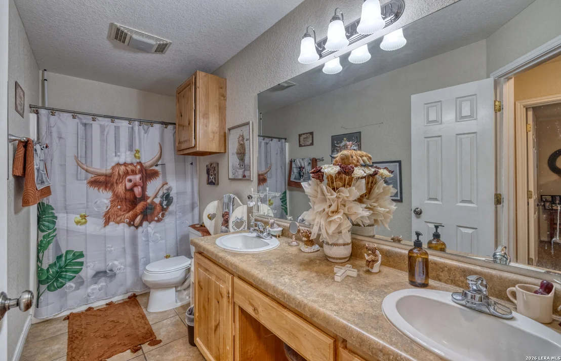Photo of 1 CYPRESS CIR
