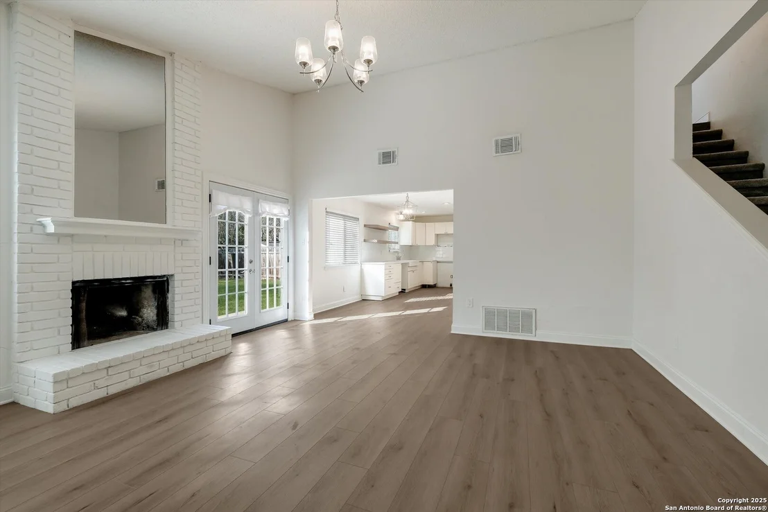 Photo of 7279 Pine Branch
