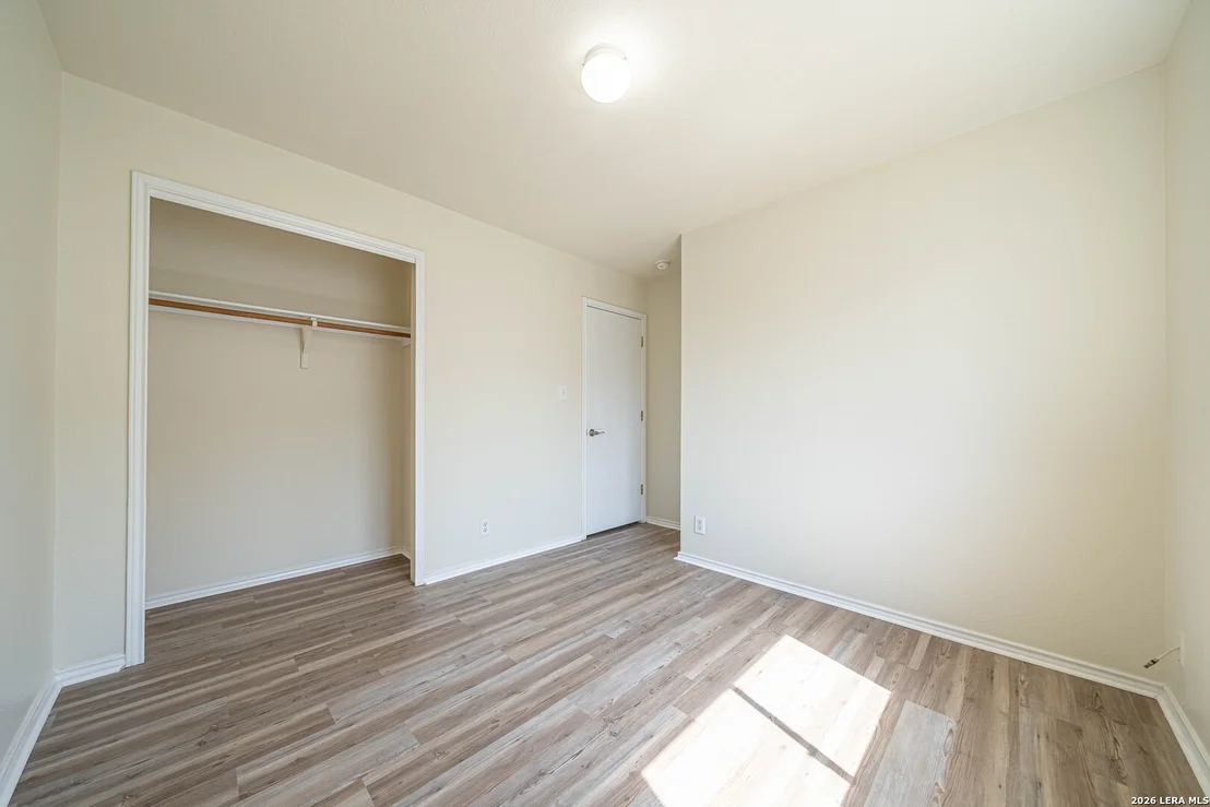 Photo of 8414 Whitebrush
